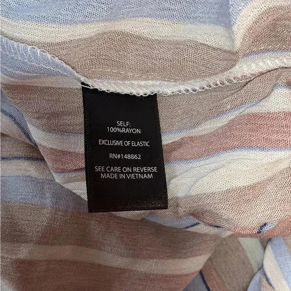 TORRID 00 Crinkle Gauze Smocked Tank Blue Taupe Striped (Fits Like US 10/12 M) - Picture 9 of 9